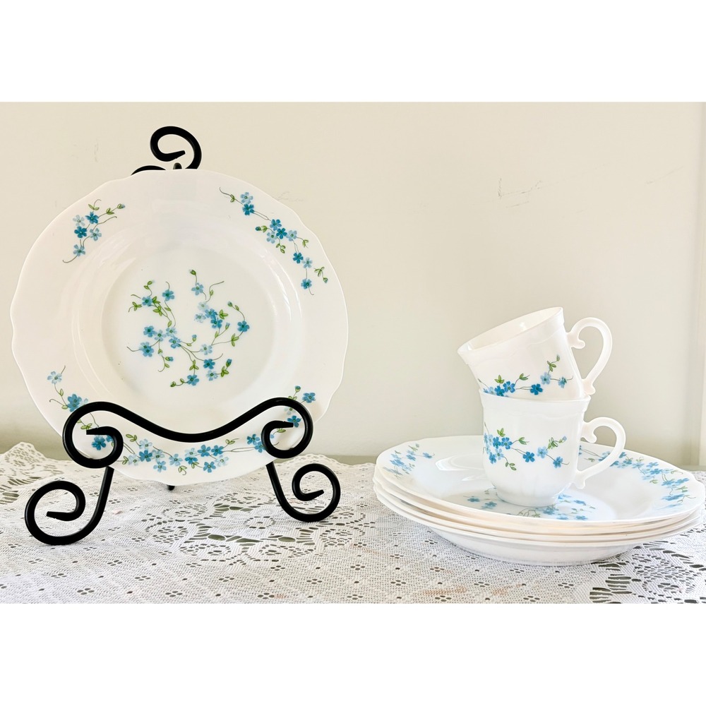 Arcopal France Forget Me Not Milk Glass Set 5 Plates 2 Cups Blue Floral Vintage
